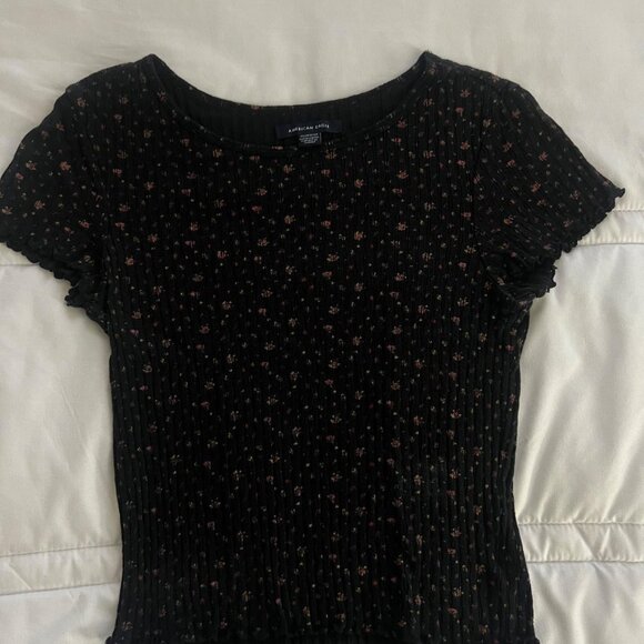 American Eagle Floral Lettuce Trim Crop Top - Picture 1 of 4